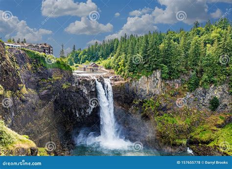 View of Snoqualmie Falls and Lodge Stock Photo - Image of natural ...