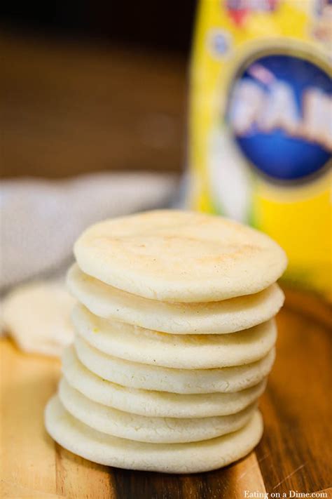 Arepas recipe - Learn how to make arepas in minutes