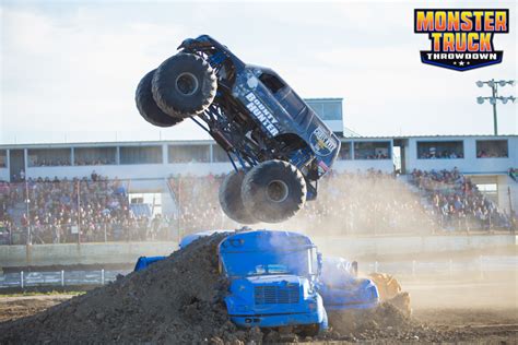 Bounty Hunter | MonsterTruckThrowdown.com | Online Home of Monster ...