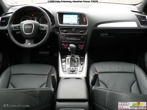 Black Interior 2010 Audi Q5 3.2 quattro Photo #41293014 | GTCarLot.com