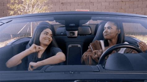 Dancing In The Car GIFs - Find & Share on GIPHY