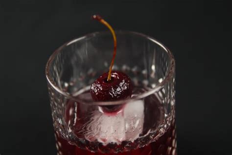 Cherry Old Fashioned with Port Wine & Orange Bitters – Ateriet