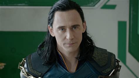 'Loki': Tom Hiddleston, 'por los aires' en su entrenamiento para la ...