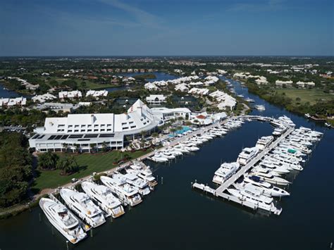 GOLF AND WATERFRONT RESIDENCES AVAILABLE in ADMIRALS COVE