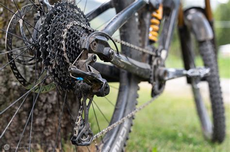 The Whens and Whys of Mountain Bike Gear Shifting [Beginner Tips] - Singletracks Mountain Bike News