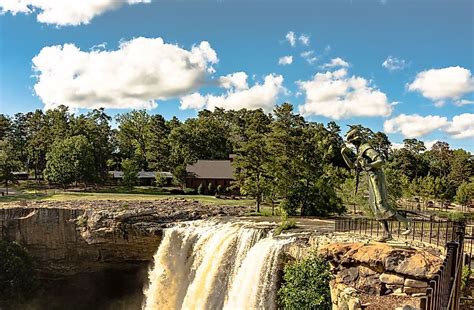 Noccalula Falls, Alabama - WorldAtlas