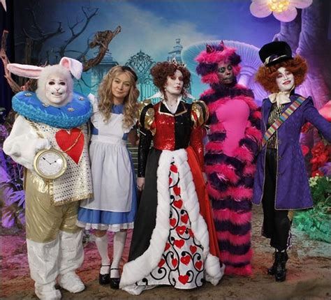 Top 5 Halloween Party Themes | Alice in wonderland costume, Wonderland costumes, Celebrity ...