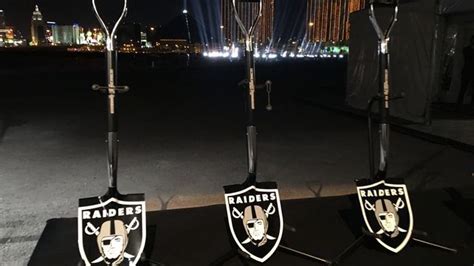 Las Vegas breaks ground on new Oakland Raiders stadium - ESPN