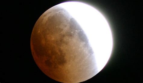 One supermoon-harvest moon-total lunar eclipse, coming up at Yale ...