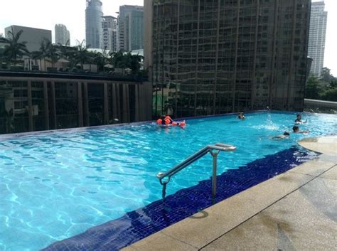 Swimming pool - Picture of Impiana KLCC Hotel, Kuala Lumpur - TripAdvisor