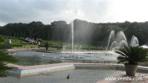 Beautiful Fountain at Brindavan Gardens | Veethi