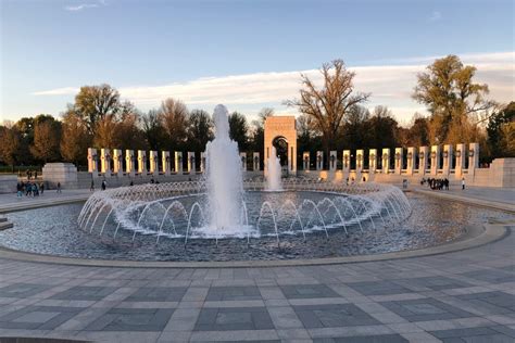 National Mall Monuments & Memorials: How to see them all in one night ...