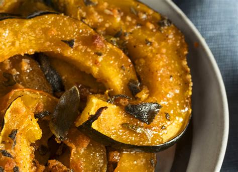 Oven-Roasted Acorn Squash Fries - Everything Zoomer