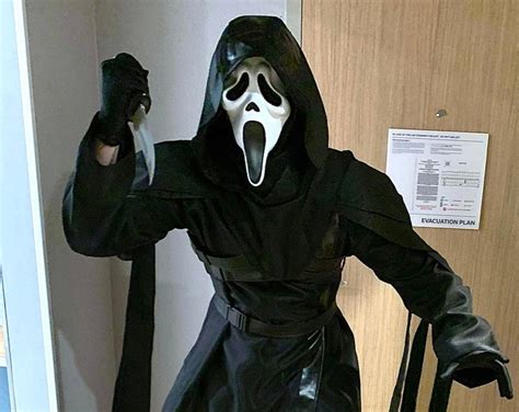 Dead by Daylight Ghostface Cosplay - Etsy