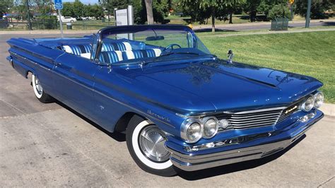 1960 Pontiac Bonneville convertible | Pontiac bonneville, Pontiac ...