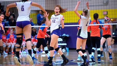 Puyallup High School volleyball completes undefeated season | Tacoma News Tribune