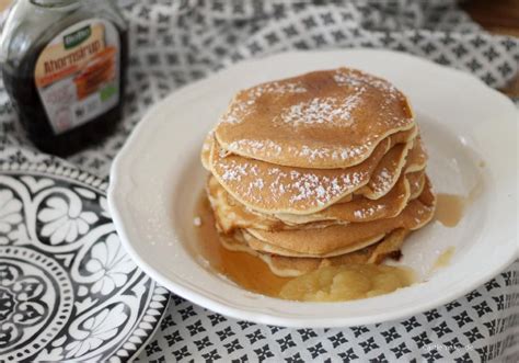 Fluffige Pancakes mit Apfelmus - so lecker « Castlemaker Food ...