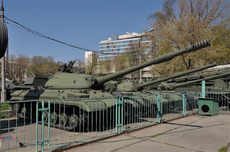 Soviet heavy tank T-10M - Moscow | tank on display