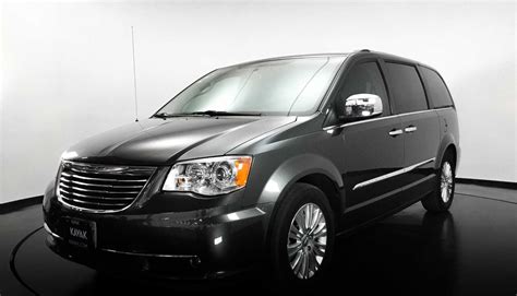 Chrysler Town & Country 2016 #2708 | 32212 KM | Precio: $412999