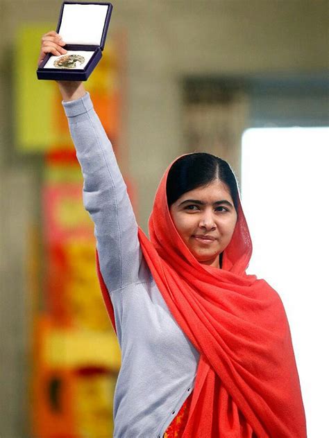 Malala Yousafzai winning the Nobel Prize | Malala yousafzai, Malala ...