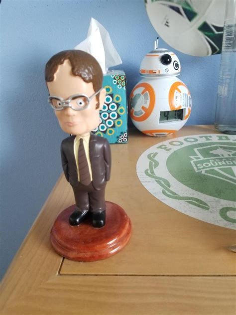 An original Dwight bobble head : r/DunderMifflin