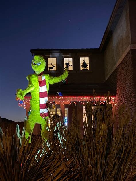 12 foot skeleton | Scary halloween decorations, Outdoor christmas ...