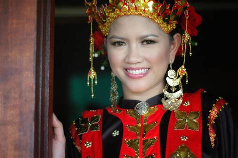 Melanau Sarawak Traditional Costume / My Melanau Mukah Traditional Wedding Traditional Wedding ...