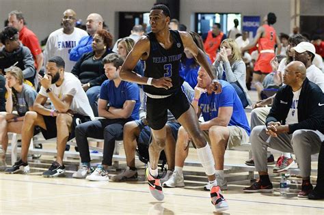 5-star PF Greg Brown III provides Texas with a hyper-athletic offensive ...