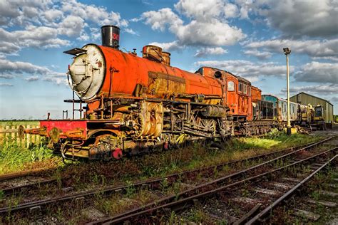 Lincolnshire Cam: Lincolnshire Wolds Railway. Stock awaiting renovation.