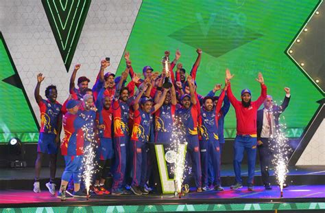 Karachi Kings crowned PSL 5 champions with win over Lahore Qalandars