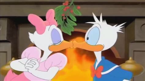 Donald Duck And Daisy Duck Kissing