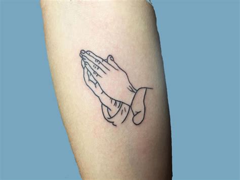 Top 9 Cool and Stylish Praying Hands Tattoo Designs