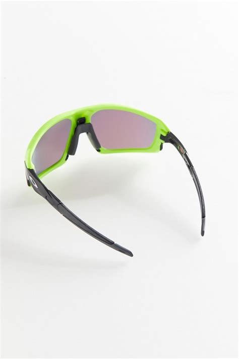 Oakley Field Jacket Sunglasses | Urban Outfitters