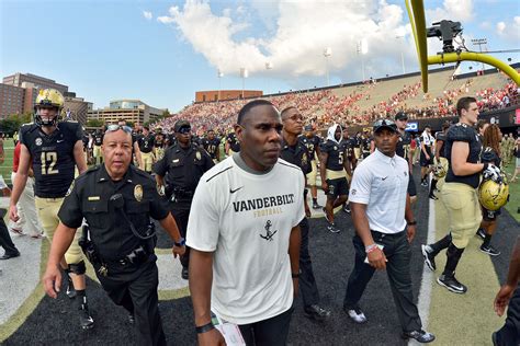 LOOK: Vandy unveils road uniforms for Florida matchup