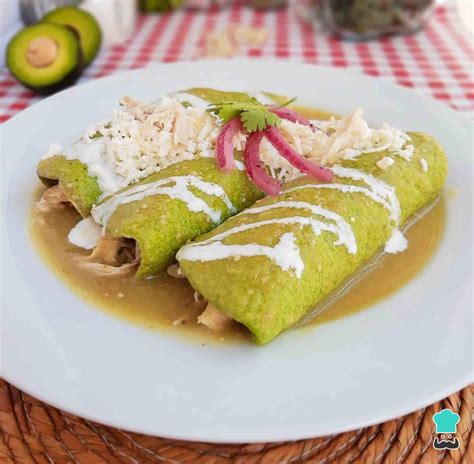 Enchiladas verdes mexicanas - ¡Receta fácil!