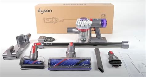 Dyson V8 Review – Is it Worth it in 2024? | Vacuum Wars