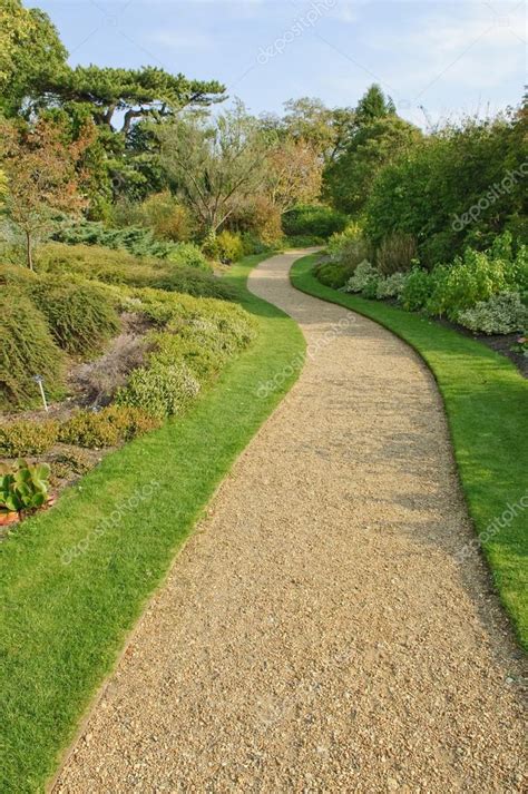 Gravel path in English park — Stock Photo © damnura #24383483