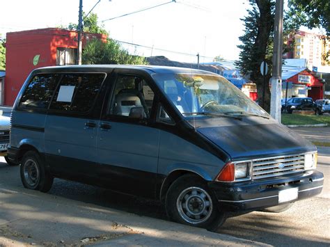 1991 Ford Aerostar XLT - Passenger Minivan 3.0L V6 Manual