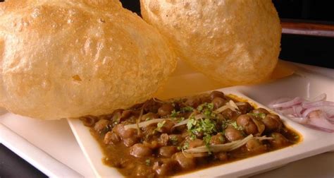 Chole Bhature Punjabi food - CookForIndia.com