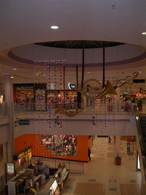 Logan Valley Mall Altoona, PA Christmas 2009 #1 | One of my … | Flickr