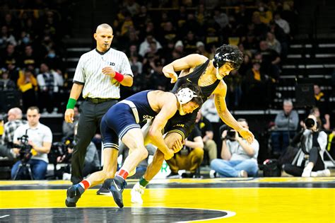 5 takeaways from No. 1 Penn State wrestling's 19-13 win over No. 2 Iowa ...