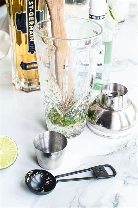 Elderflower Mojito Rum Cocktail - xoxoBella