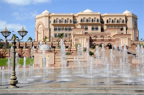 Emirates Palace (3) | Abu Dhabi | Pictures | United Arab Emirates in Global-Geography