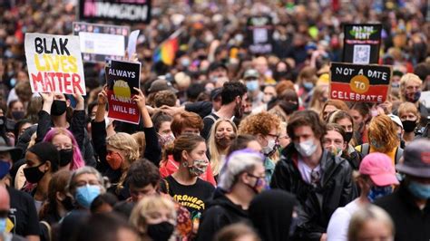 Australia Day: Thousands defy Covid rules in 'Invasion Day' protests - BBC News