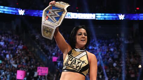 Bayley becomes longest combined reigning SmackDown Women’s Champion | WWE