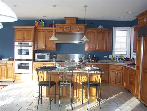 9 The Best Paint Colors That Go With Oak Cabinets - Archute