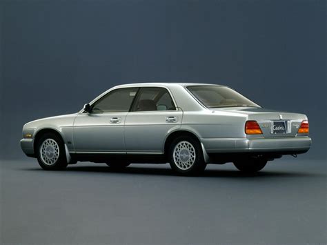 Nissan Cedric technical specifications and fuel economy