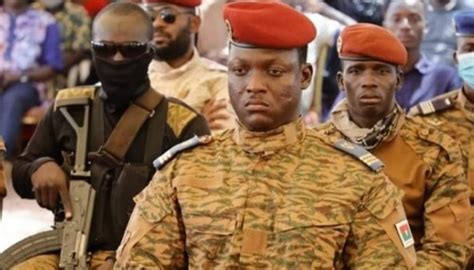 Burkina Faso, le capitaine Ibrahim Traoré sera investi président de la ...