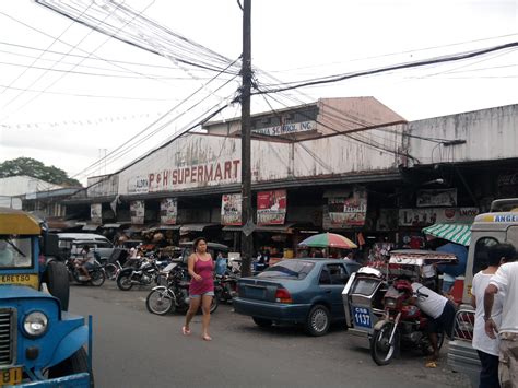 File:P & H Supermart, Mc Arthur Hwy, Dau, Mabalacat, Pampanga.jpg - Philippines