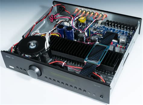 Arcam FMJ A39 Solid-State Integrated Amplifier REVIEW - witchdoctor.co.nz